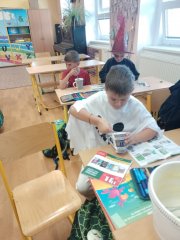 Halloweenský strašidelný pudink s očima